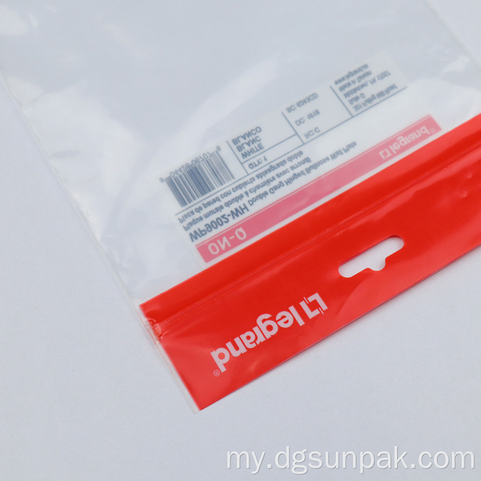 Clear Recyclable zip အိတ်များချိတ်ဆွဲထားသောချိတ်နှင့်ချိတ်ဆွဲထားသည်